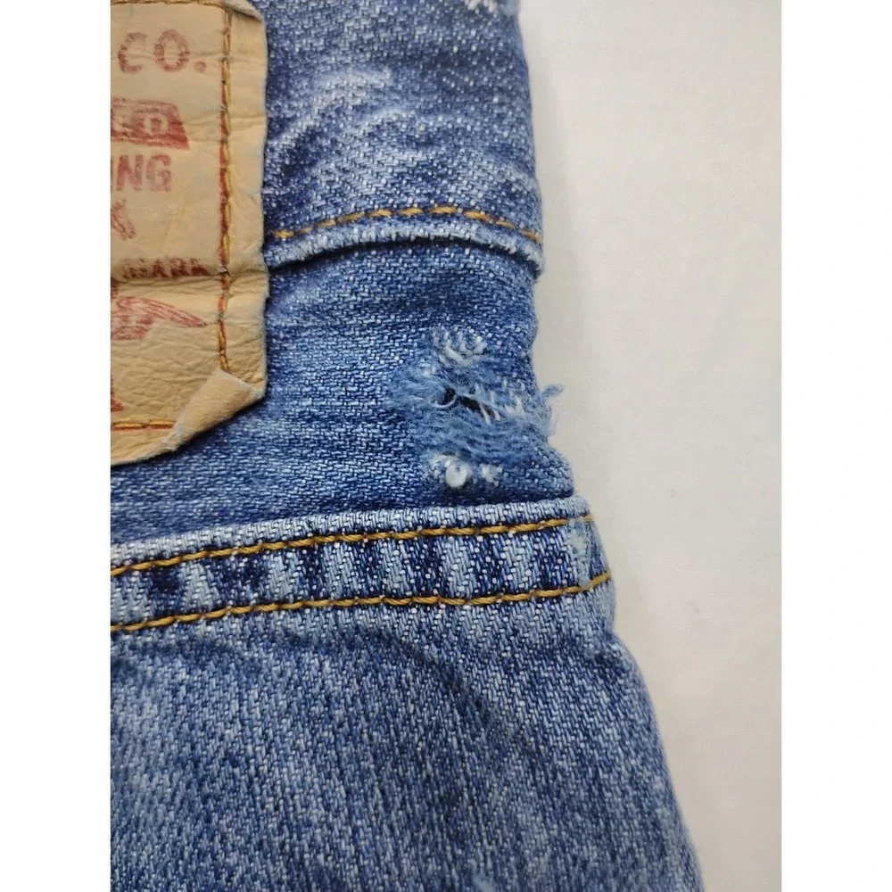 Levi's 505 Denim Shorts Mens Size 36 Blue Medium Wash Casual 10in Jorts Outdoors